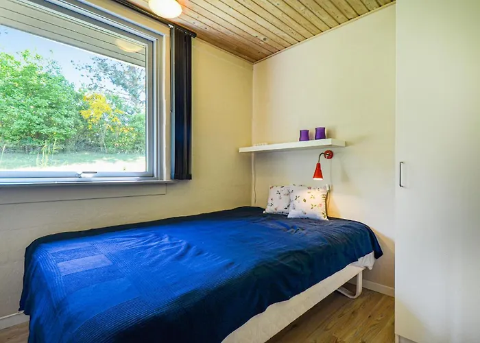 Two-bedroom In * אבלטופט